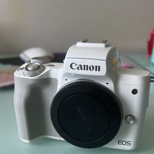 Canon M50 White: Gently Used with lenses and accessories